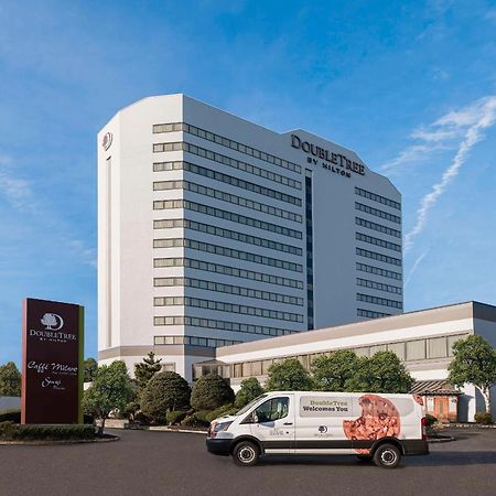 Doubletree By Hilton Fort Lee/George Washington Bridge Exterior foto