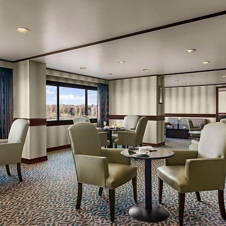 Doubletree By Hilton Fort Lee/George Washington Bridge Exterior foto