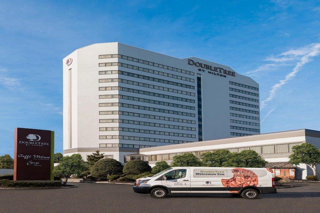 Doubletree By Hilton Fort Lee/George Washington Bridge Exterior foto