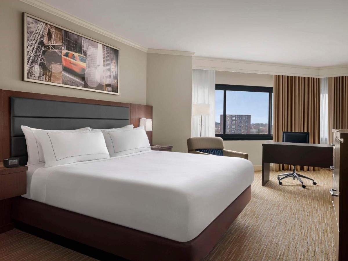 Doubletree By Hilton Fort Lee/George Washington Bridge Exterior foto
